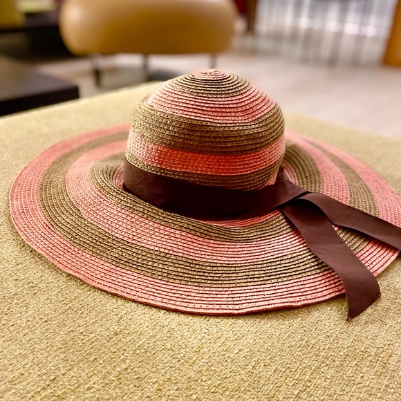 Floppy Nordstrom sun hat- salmon & moss green, 100% paper - Picture 3 of 8